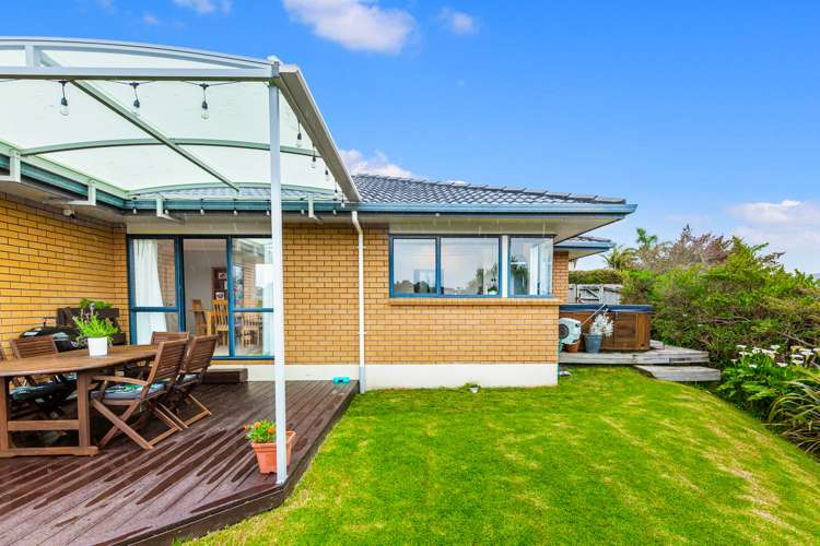 56 Rivervale Grove Stanmore Bay_19