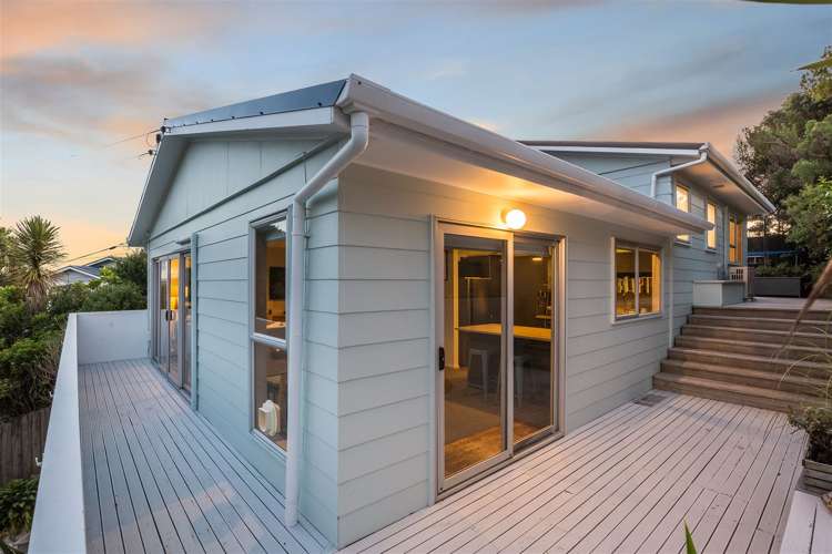 57 Gordon Road Plimmerton_24