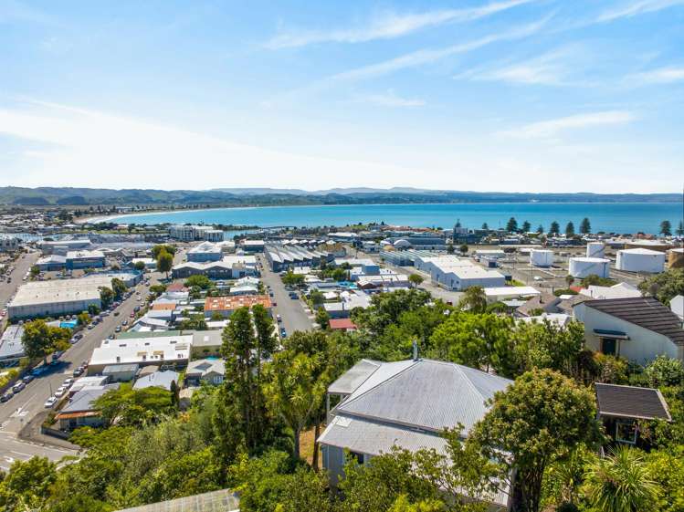 1 Denholm Road Hospital Hill_25