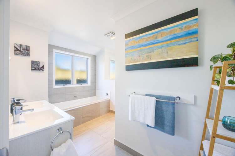 2 Aparima Place Te Awa_6