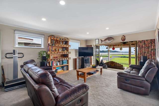 9 Kawakawa Bay Coast Road Kawakawa Bay_4