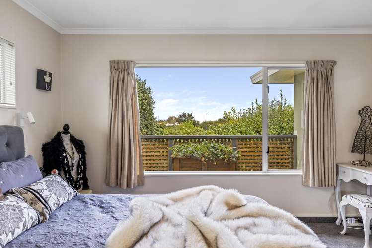 10 Astelia Way Waipahihi_17