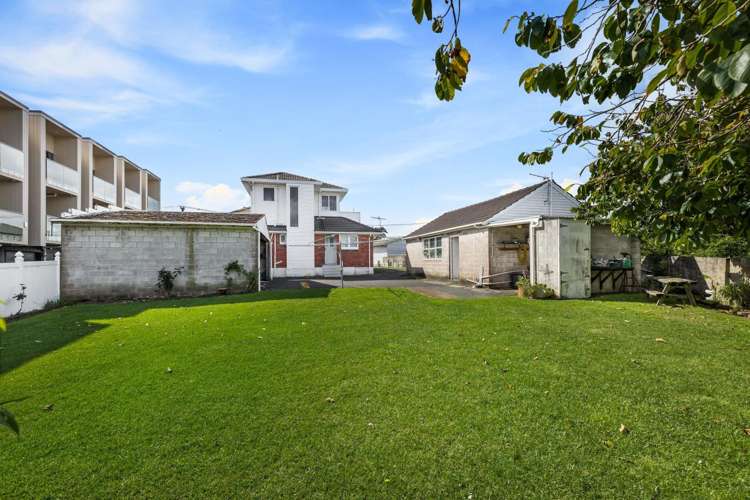 1&3 Tatau Way 2 Toru Street_14