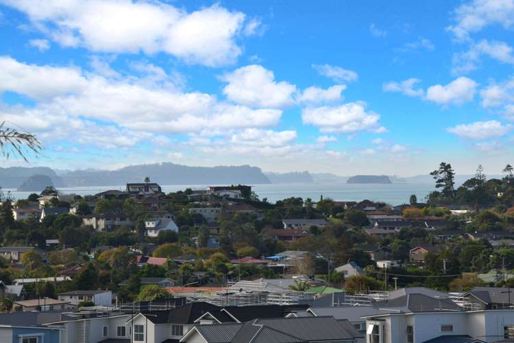 8/126 Whangaparaoa Road Red Beach_24