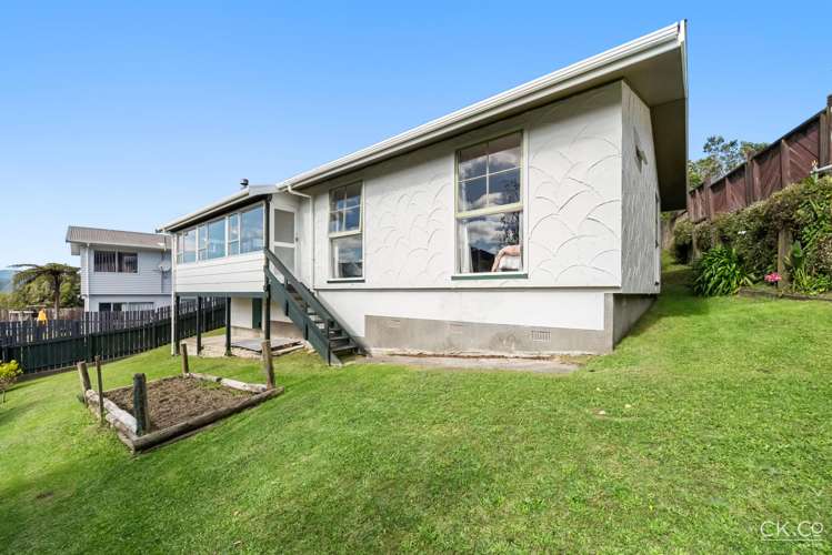 3 Eastview Grove Normandale_18