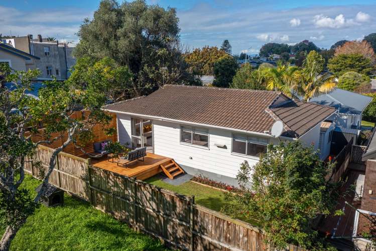 9a Hillsborough Road Hillsborough_16