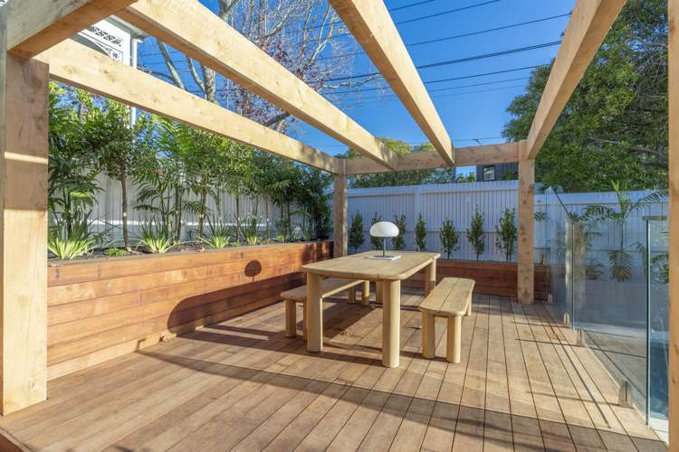 122 Crummer Road Grey Lynn_13