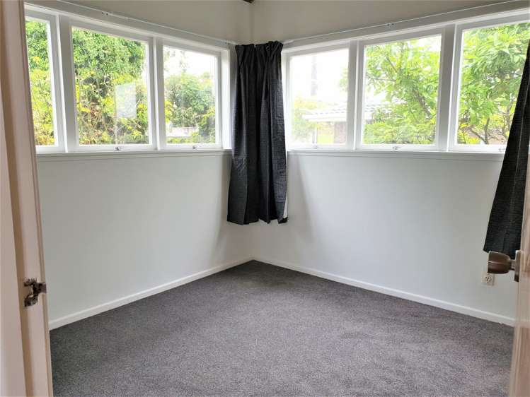 4 Sheehan Road Te Atatu South_8