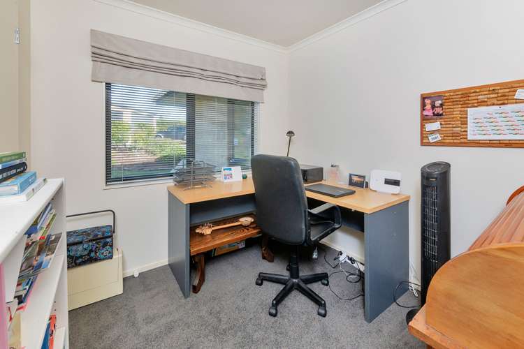 272 Glenbrook Beach Road Glenbrook_14