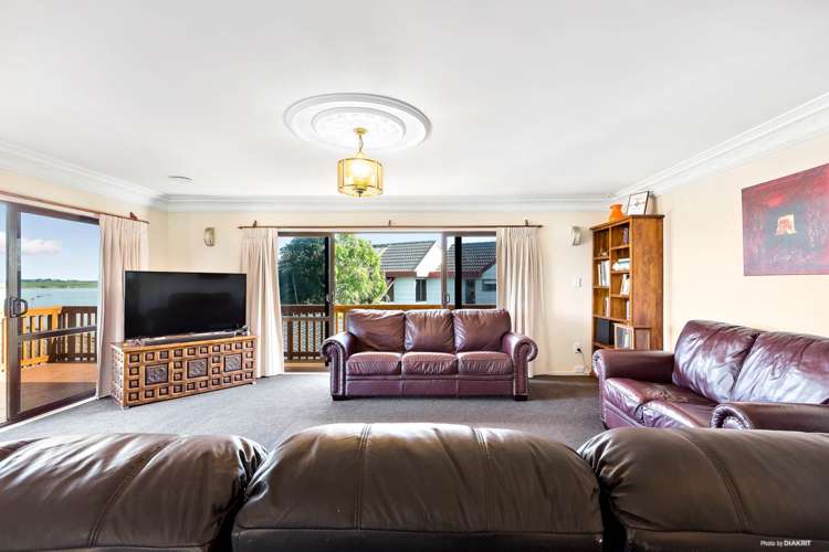 57 Saint Annes Crescent Wattle Downs_7