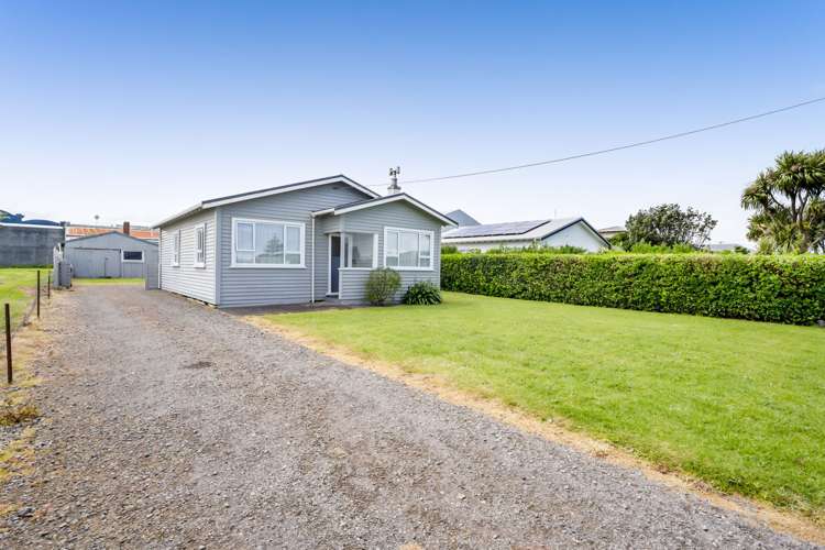 39 Domett Street Opunake_23