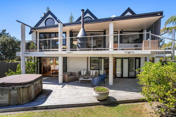 6 Vista Paku Pauanui_30