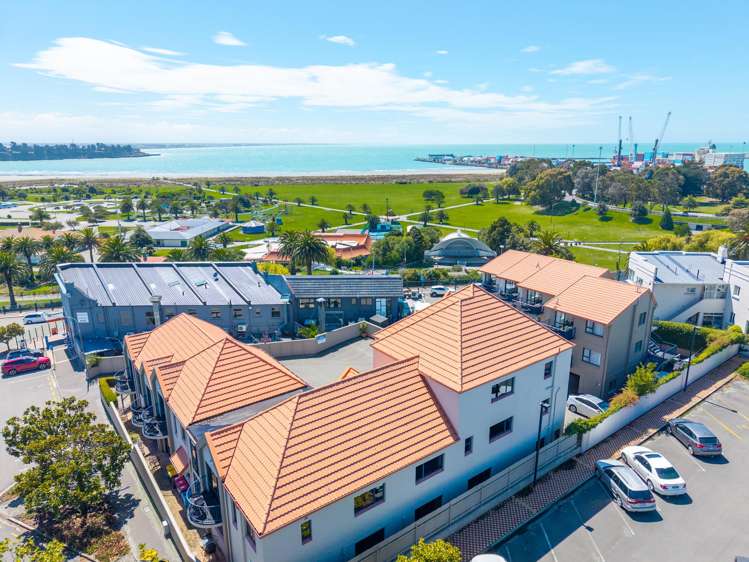 50-52 The Bay Hill Timaru_6