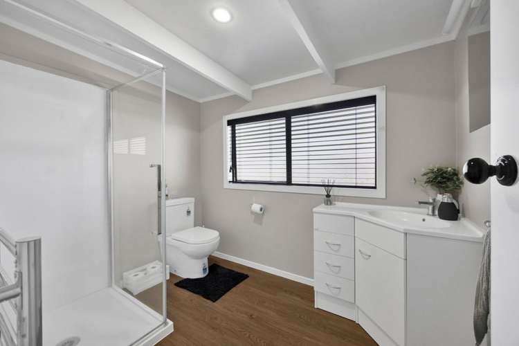 9 County Drive Hawera_17