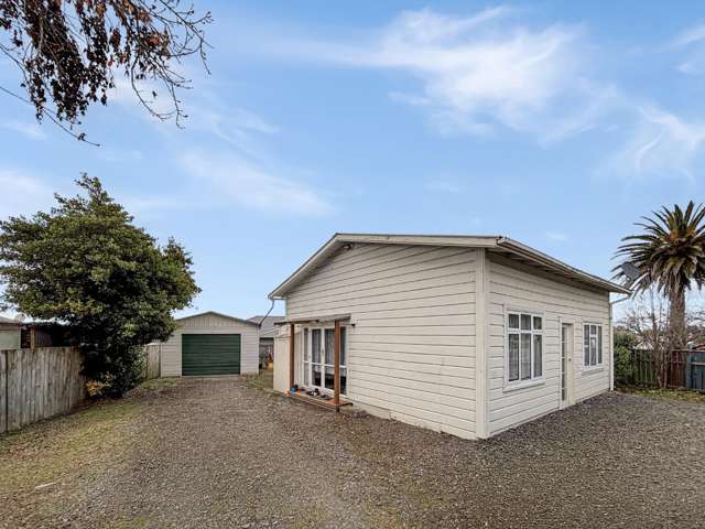 DANNEVIRKE - THREE BEDROOM