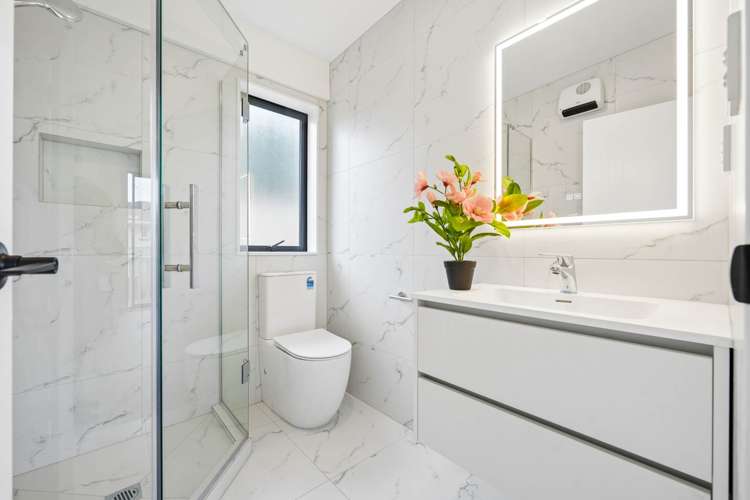 2/92 Titirangi Road New Lynn_10