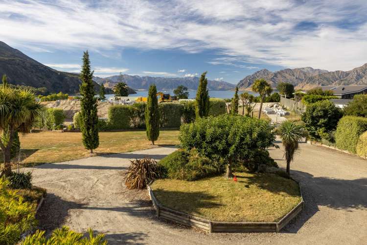 17 Parry Crescent Lake Hawea_14