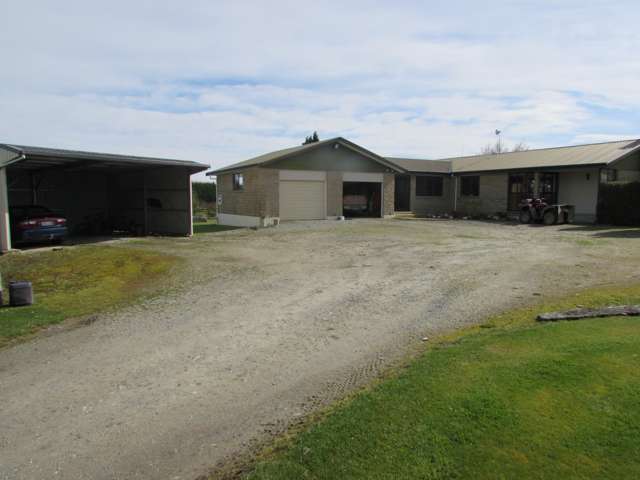 733 Koi Road Gore Surrounds_4