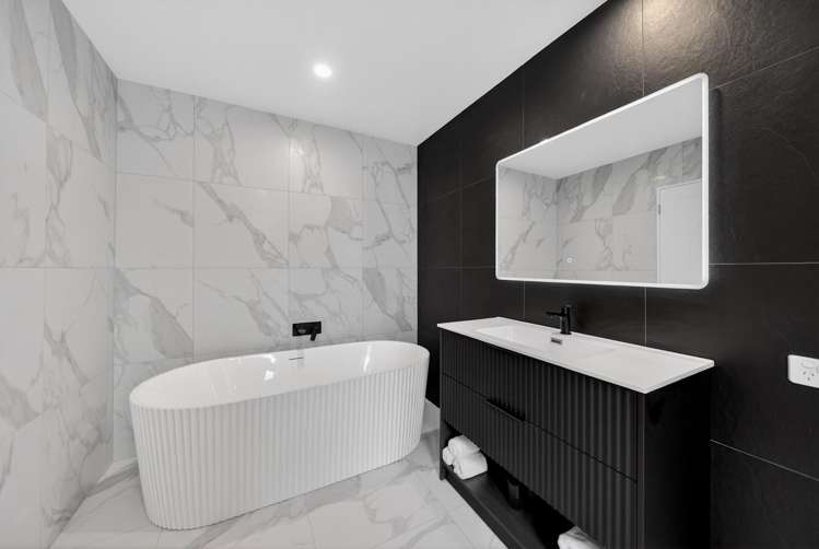 66 Lamorna Road Parklands_27