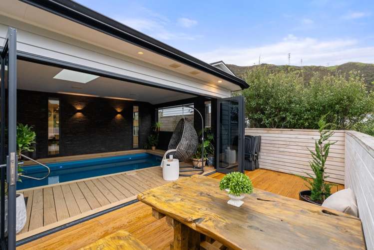 5 Riroriro Close Crofton Downs_23