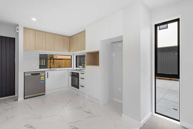 4/14 Short Street Waltham_3