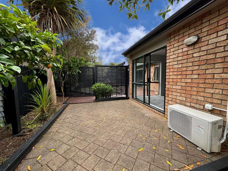 45 Espalier Drive Henderson_17