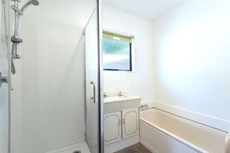 34 Raumati Crescent Onerahi_9