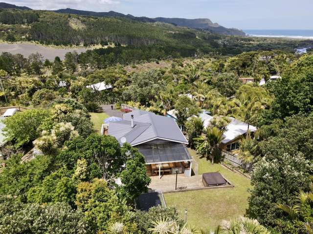 22 Tasman View Road Bethells Beach_1