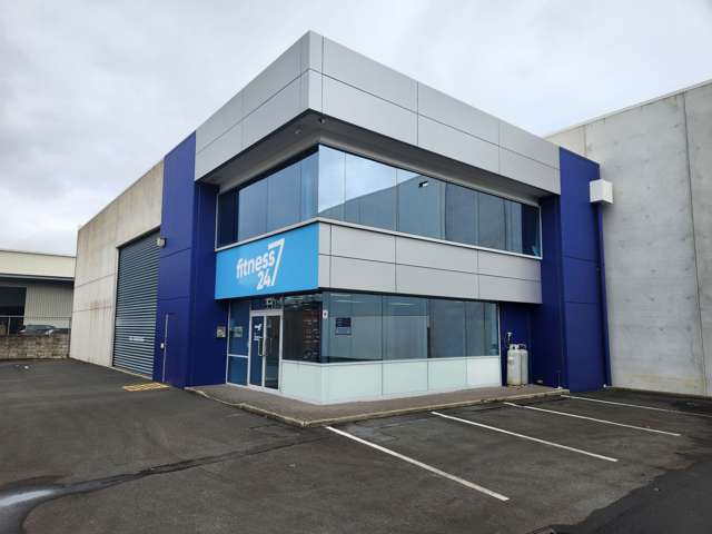 Unit B/3 Airpark Drive Mangere_1