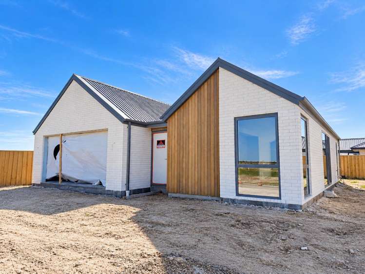 33 Willow Croft Street_0