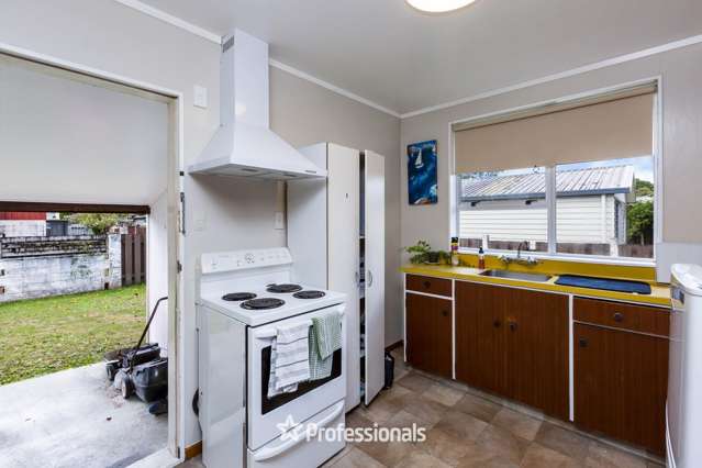 2/12 Tacoma Drive Totara Park_2