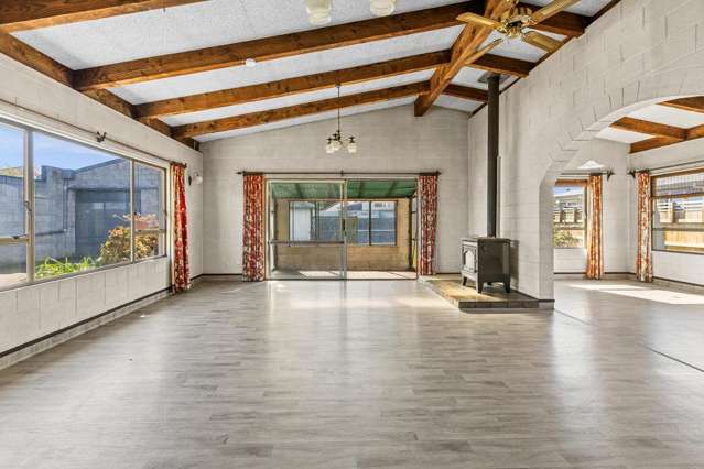 309 Frederick Street West Mahora_2