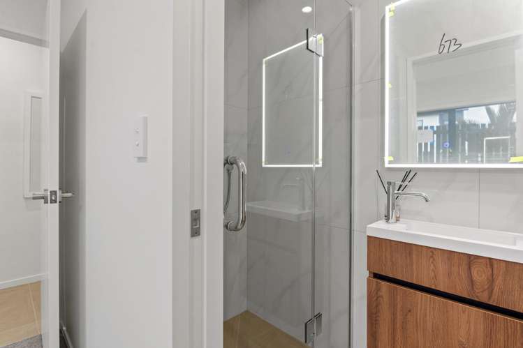 87 Joshua Carder Drive Hobsonville_17