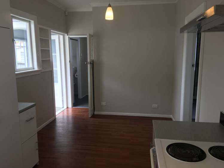 628 Worcester Street Linwood_5