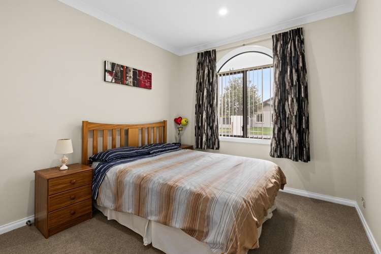 2 Tasman Drive Poraiti_13