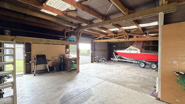 1200 Redhill Road Te Kopuru_19