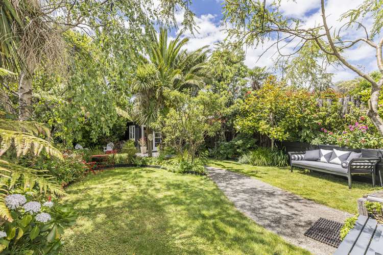 11 Stanley Street Berhampore_15