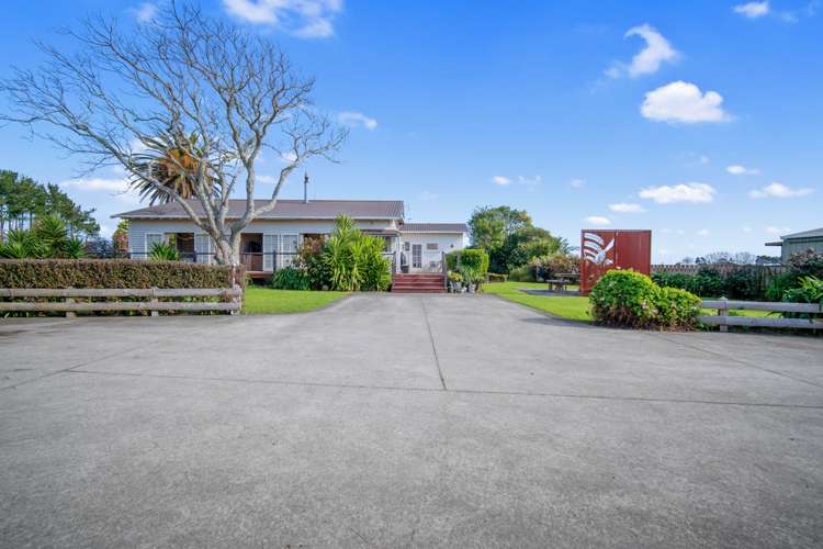 587 Inland North Road Onaero_17