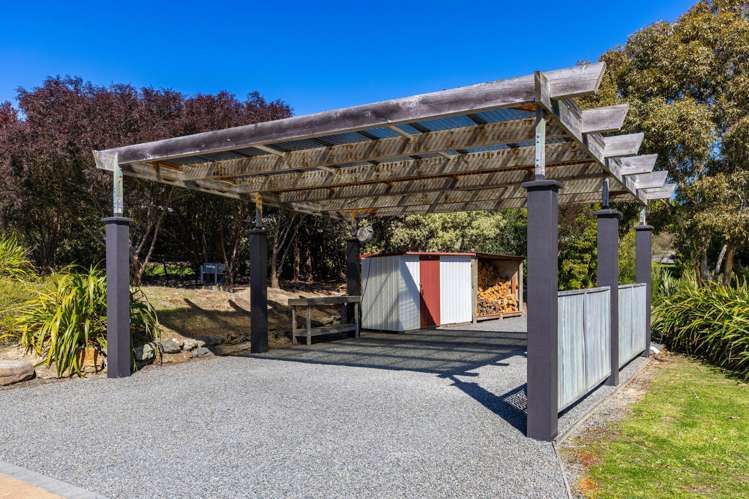 66 Fairbourne Drive Fairhall_32