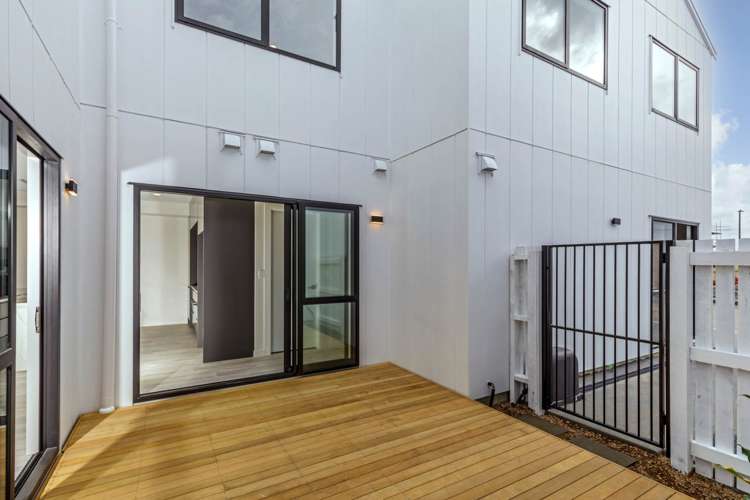 5 Pukeko Road Hobsonville_26