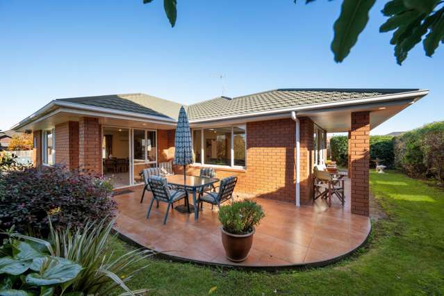 Family Haven In The Heart Of Springlands