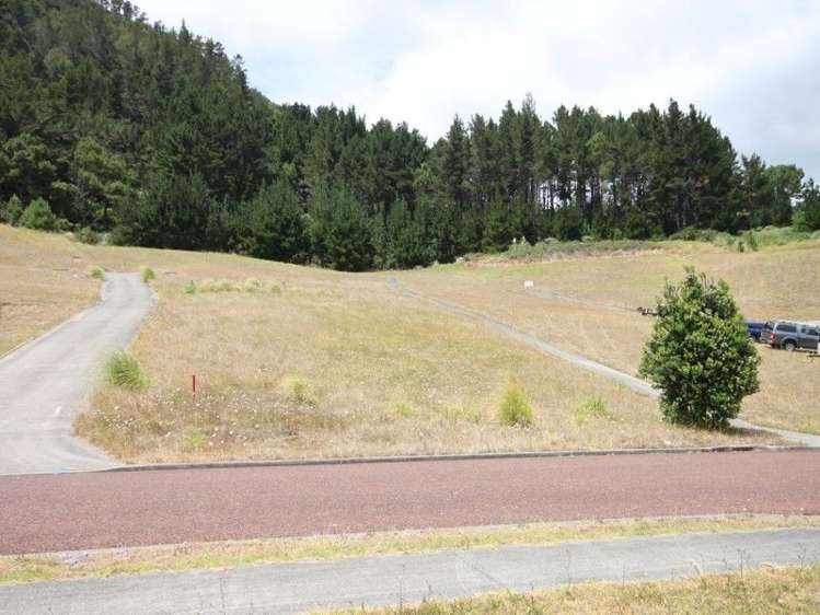 24 Panorama Parade Pauanui_3