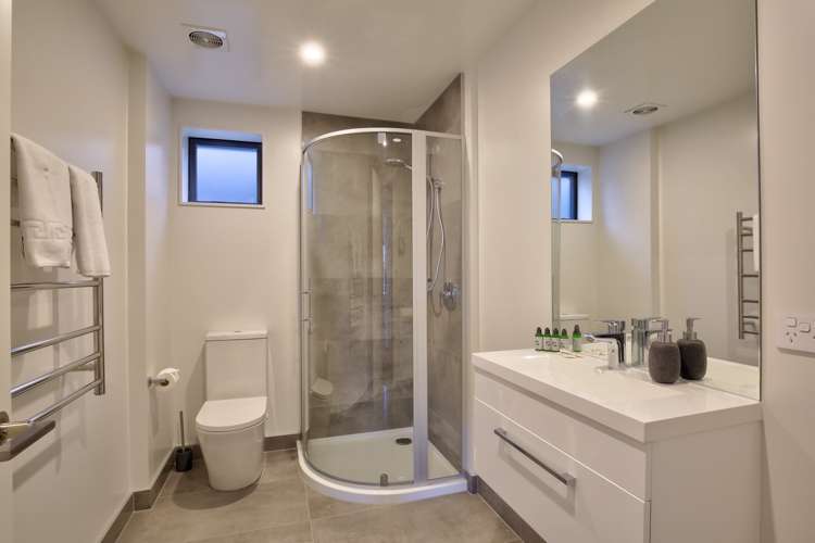 12 Saint Lauras Lane Queenstown_14