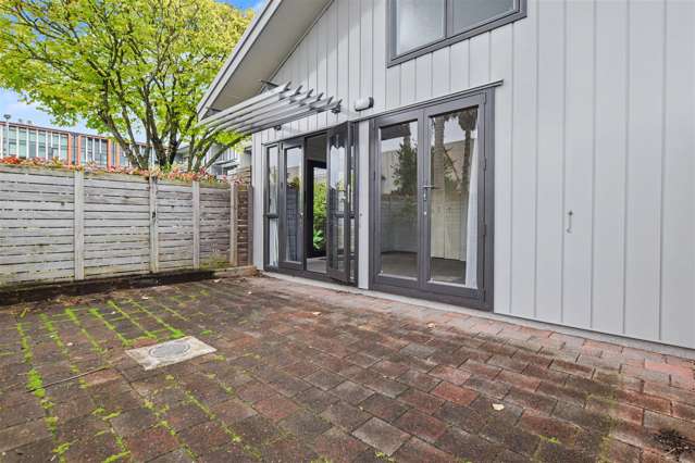 24A/30 Westward Ho Road Glen Eden_4