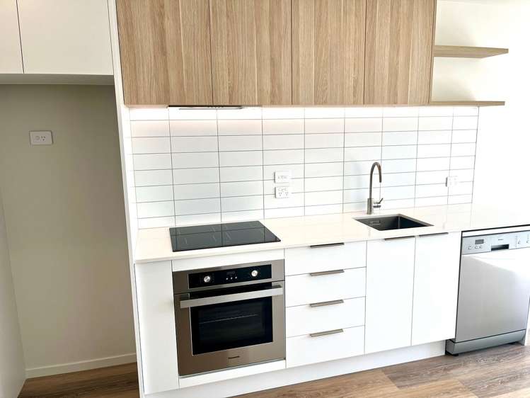 5/123 Knights Road Lower Hutt_2