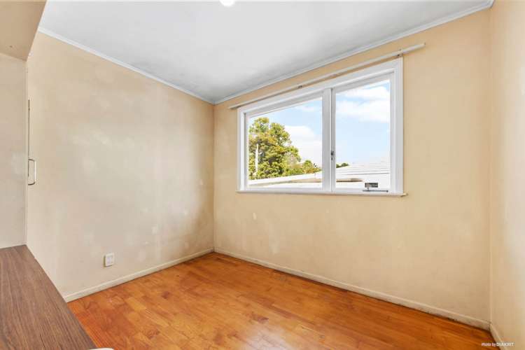 11 Dundale Avenue Blockhouse Bay_13