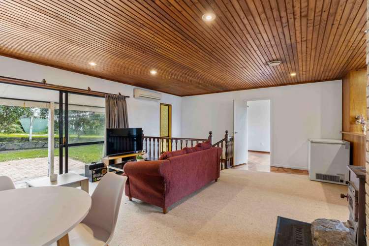 53 Heron Avenue East Matua_16