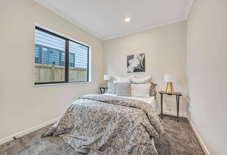 25 Knockanara Drive Flat Bush_17