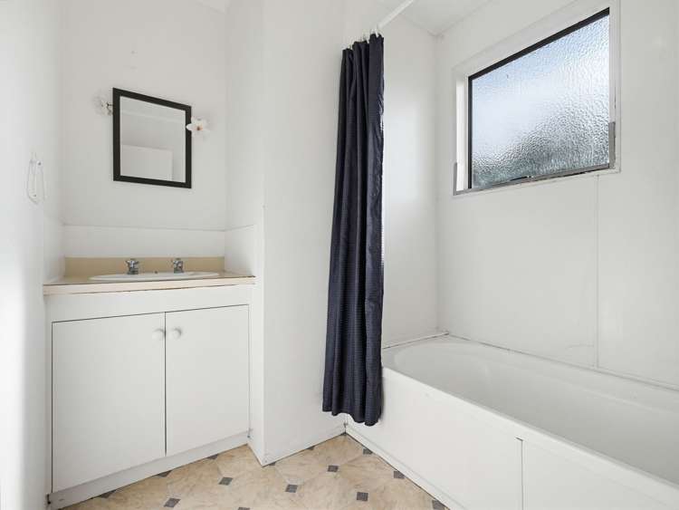 35B Ruby Place Pukehangi_8
