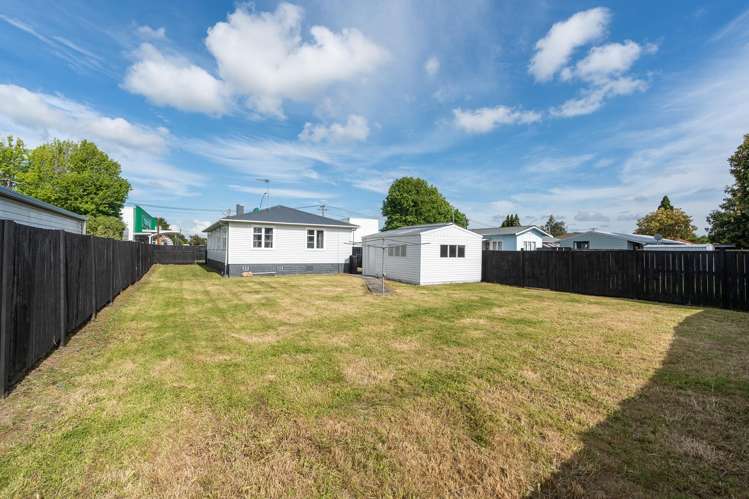 155 Peachgrove Road Hamilton East_13